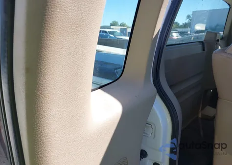 2006 Ford F-150 Stx/Xl/Xlt from USA, damaged, VIN 1FTRF12276NA57477